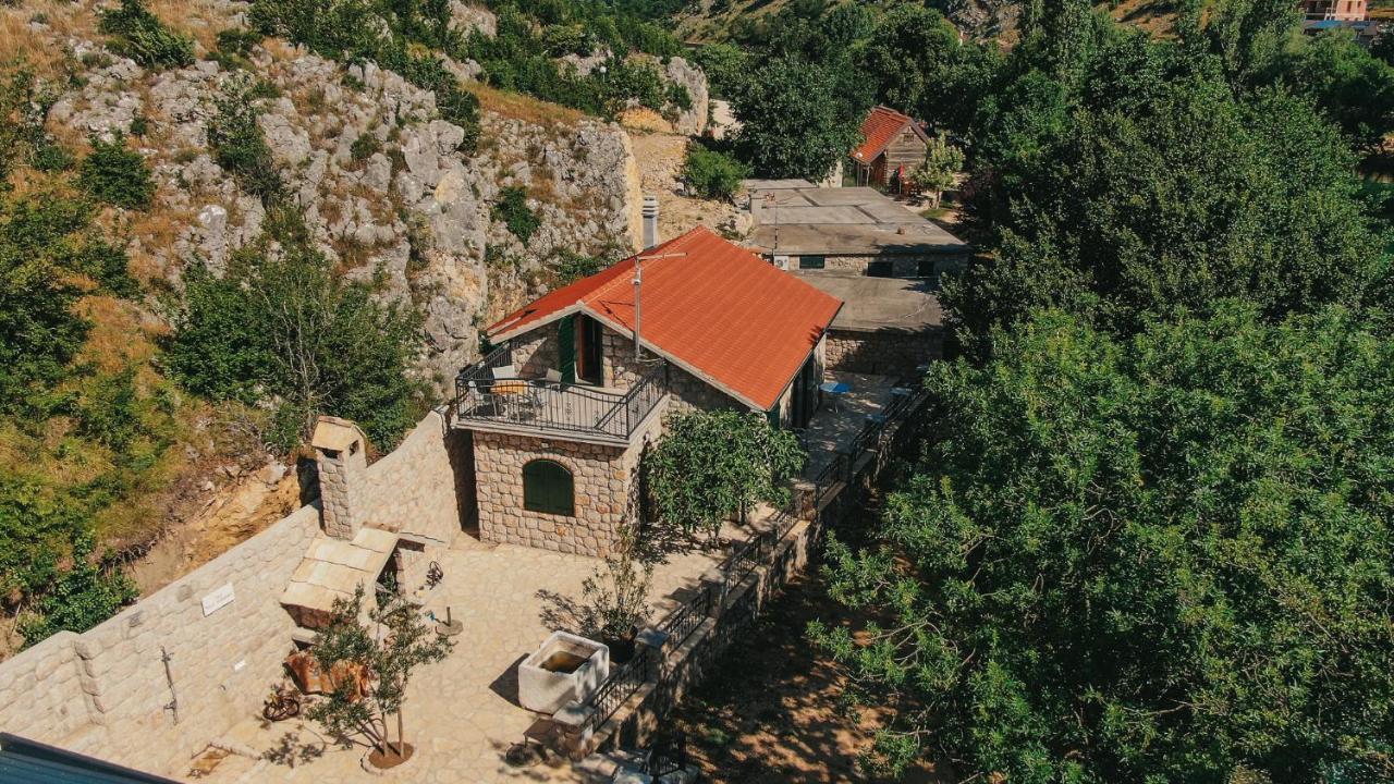 River Huts Zrmanja 奥布罗瓦茨 外观 照片