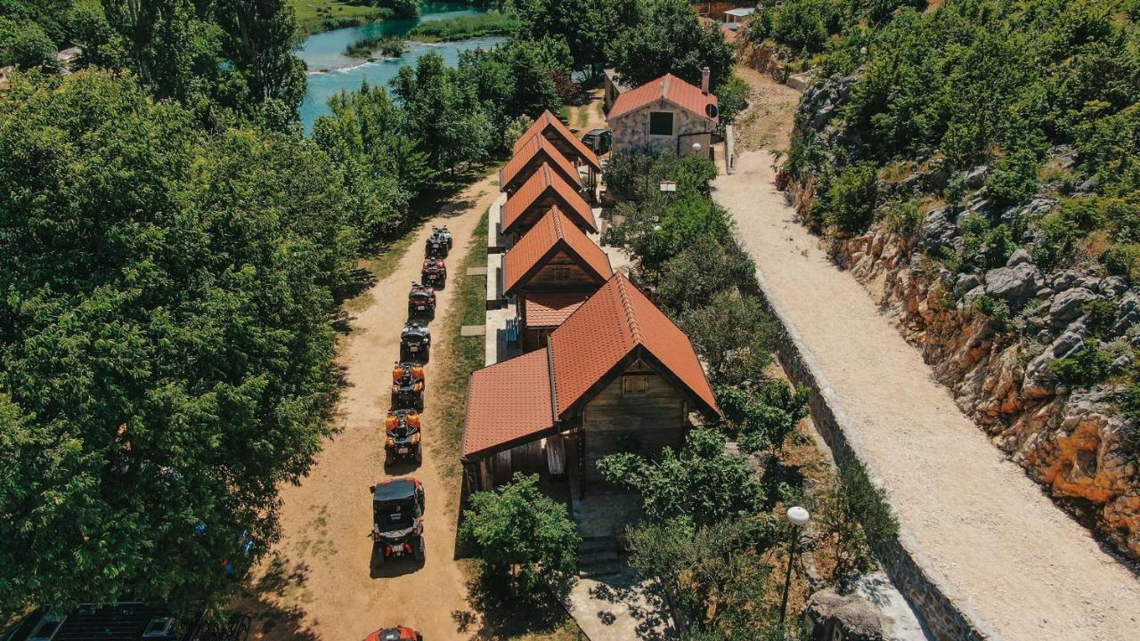 River Huts Zrmanja 奥布罗瓦茨 外观 照片