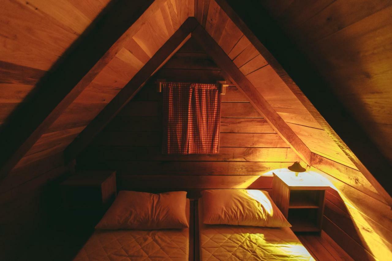 River Huts Zrmanja 奥布罗瓦茨 外观 照片